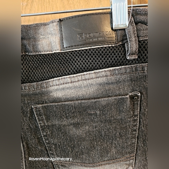 Southpole Black Distressed Jean Shorts - Picture 4 of 9